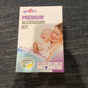 NIB spectra accessory kit (one flange, bottle, backflip protector